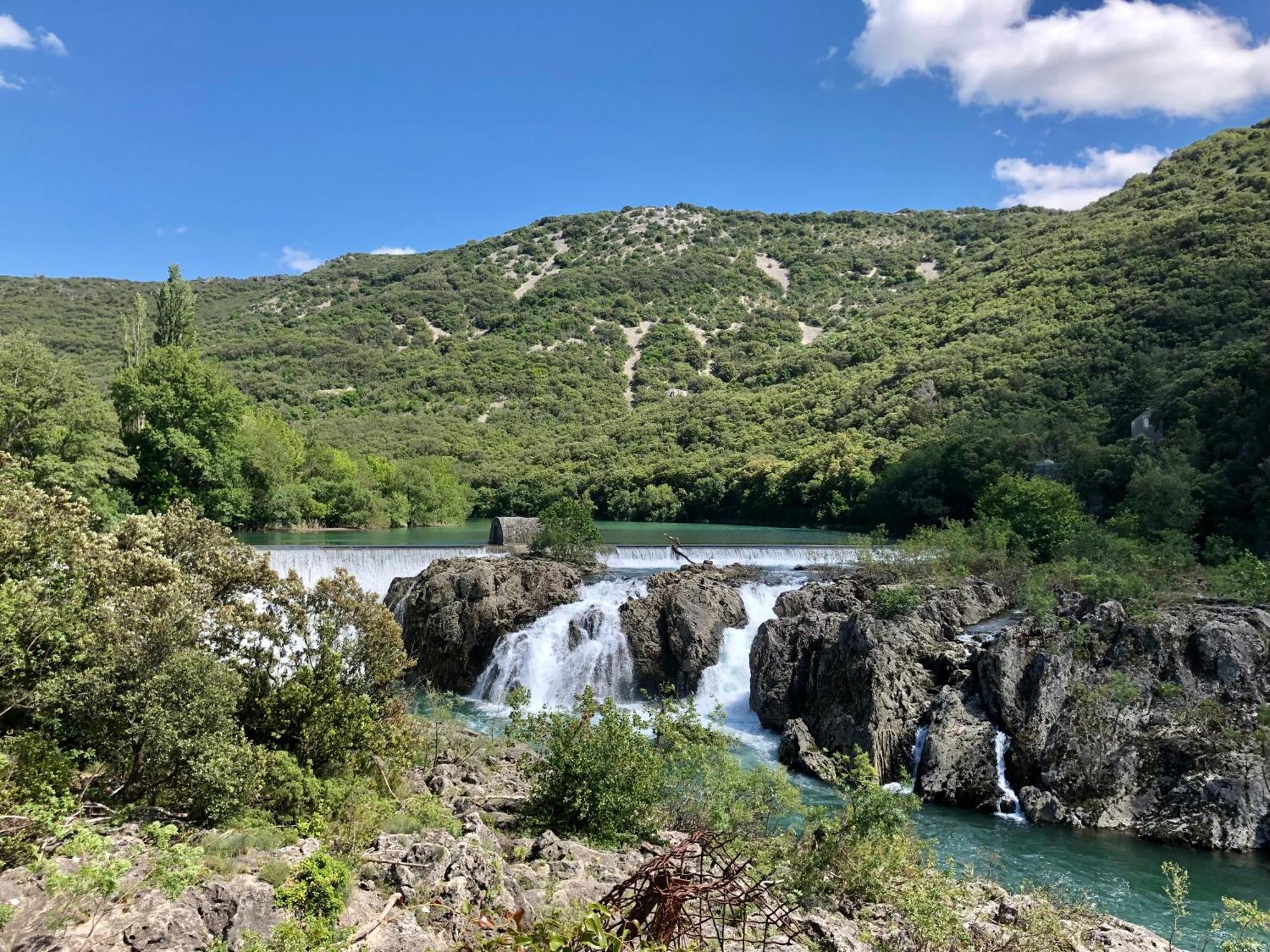 Charmante Maison A Saint Guilhem Le Desert Εξωτερικό φωτογραφία