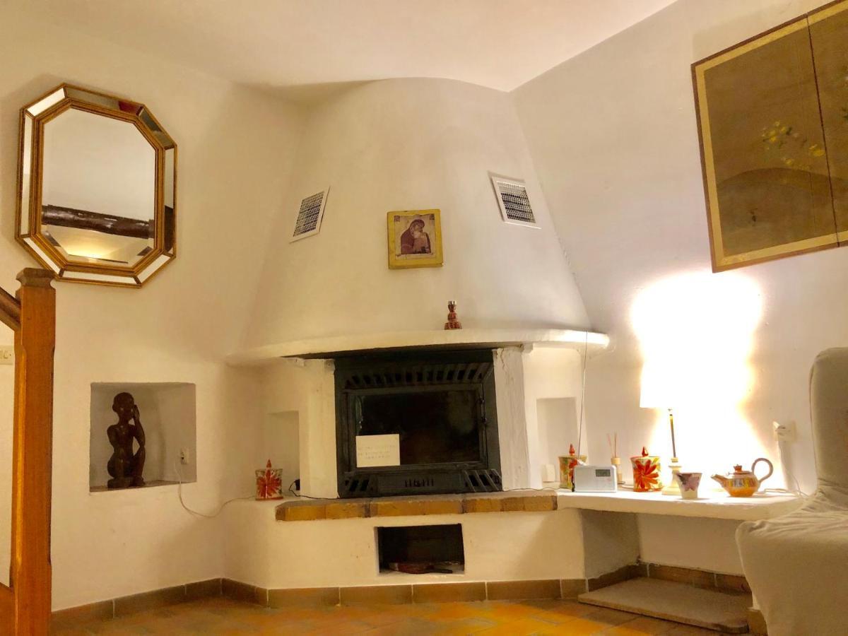 Charmante Maison A Saint Guilhem Le Desert Εξωτερικό φωτογραφία
